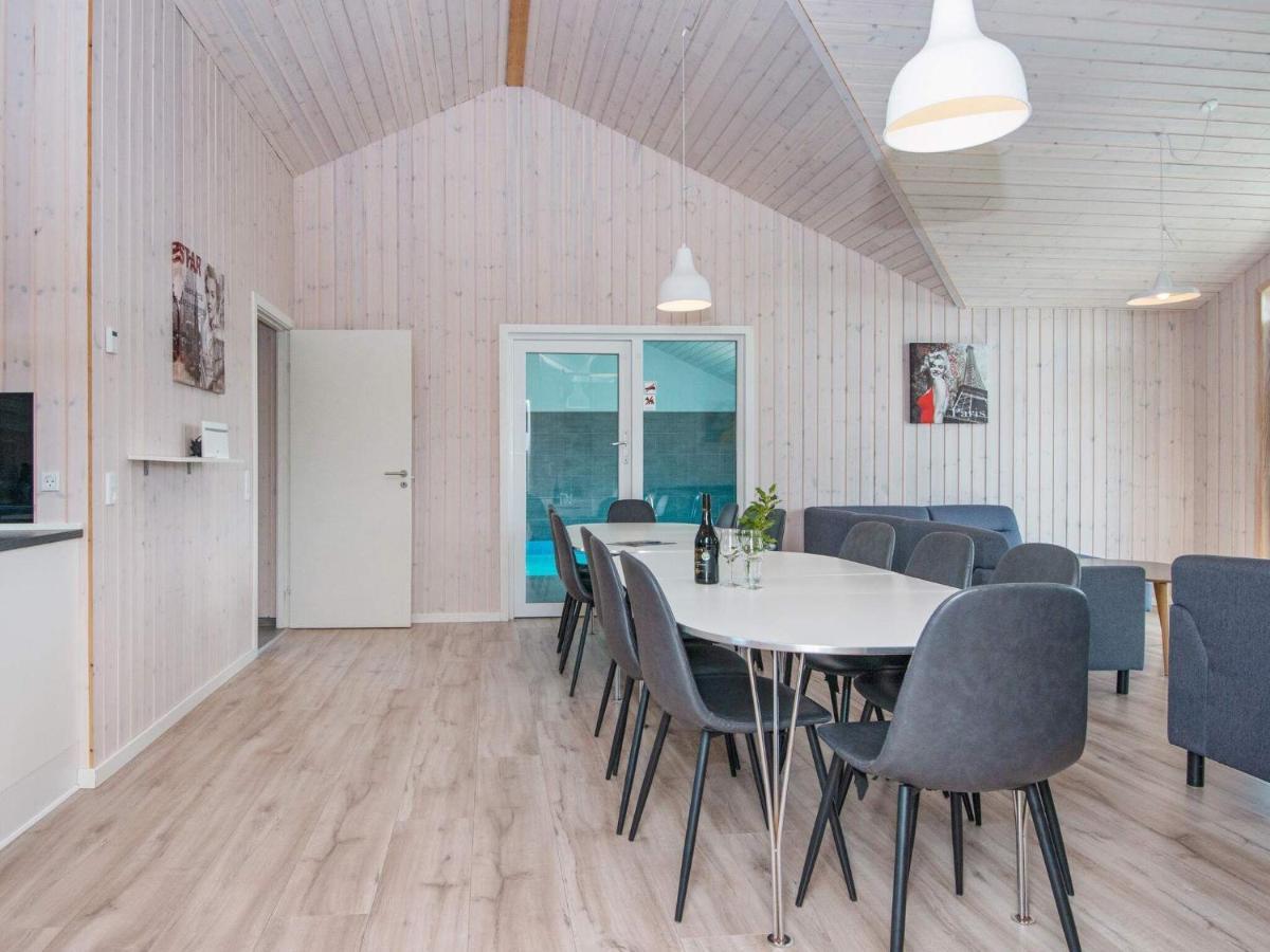 16 Person Holiday Home In R M Romo Kirkeby Luaran gambar